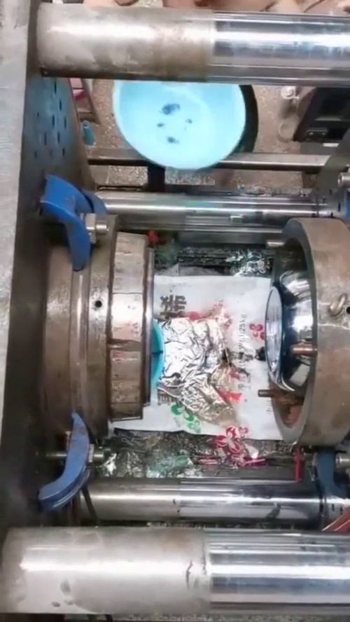 一秒成型 揭秘高效生產臉盆的模具技術